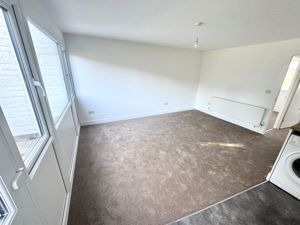 Photo 19- click for photo gallery